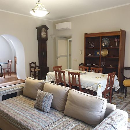 Residenza Sorrentina Apartamento Exterior foto